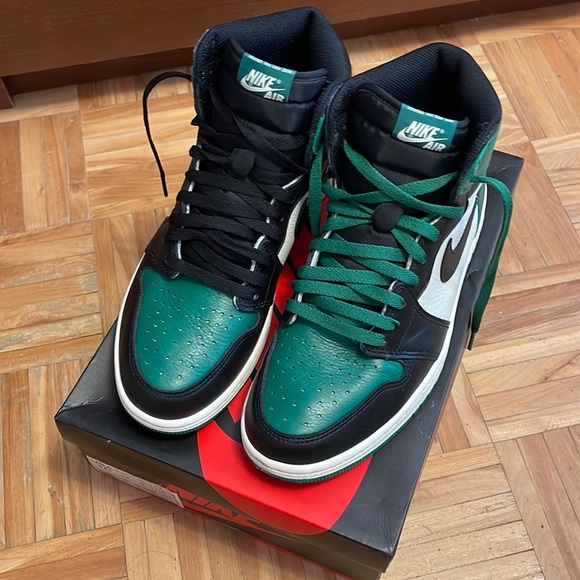 Air Jordan 1 Retro - Pine Green - Picture 1 of 6
